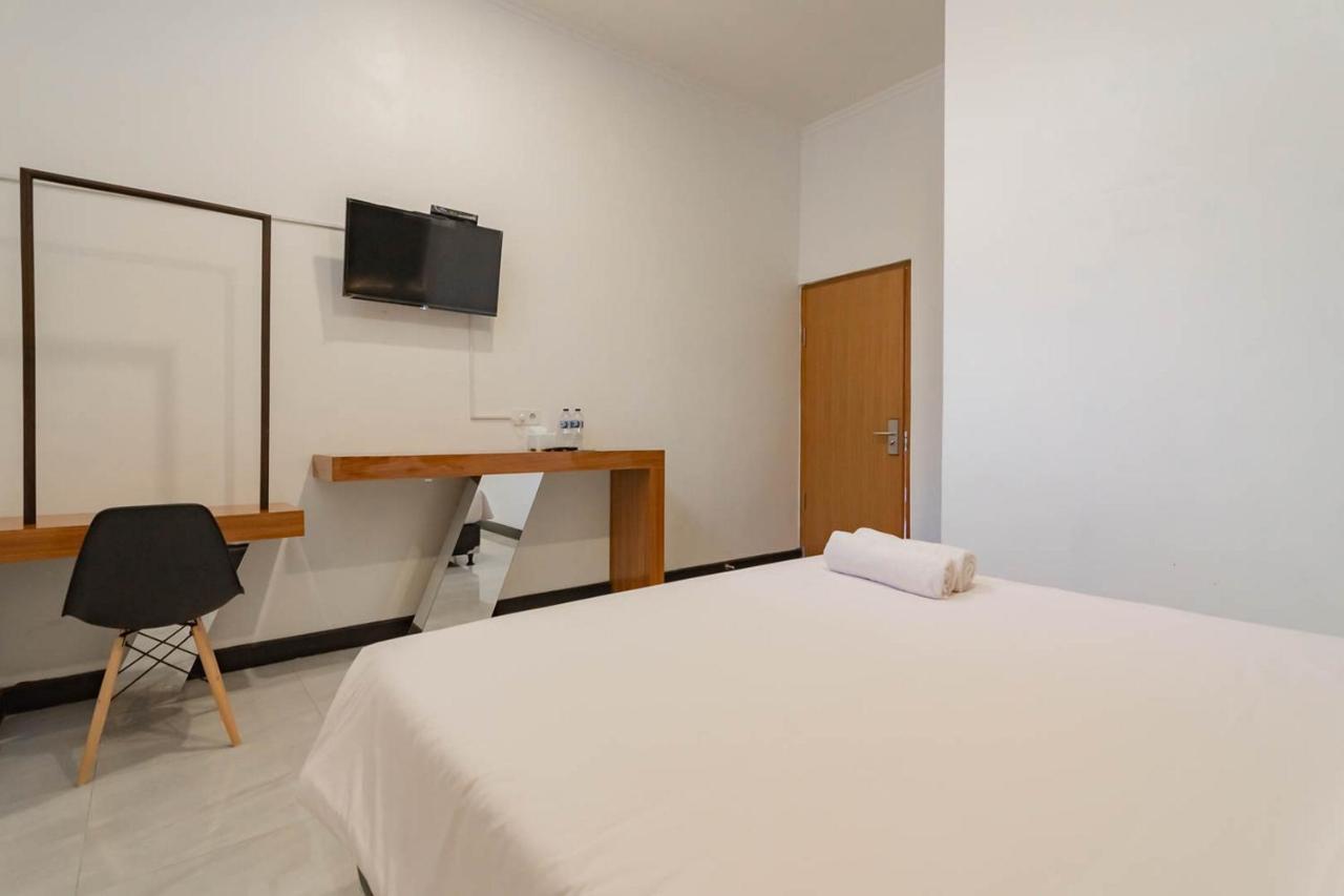 Urbanview Hotel Sagara Bogor Exterior photo